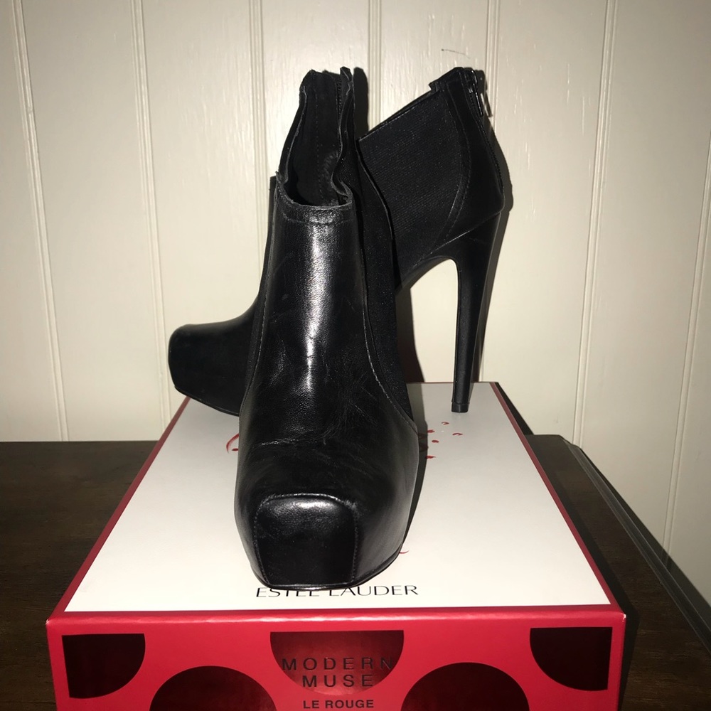 Jessica Simpson Black Booties